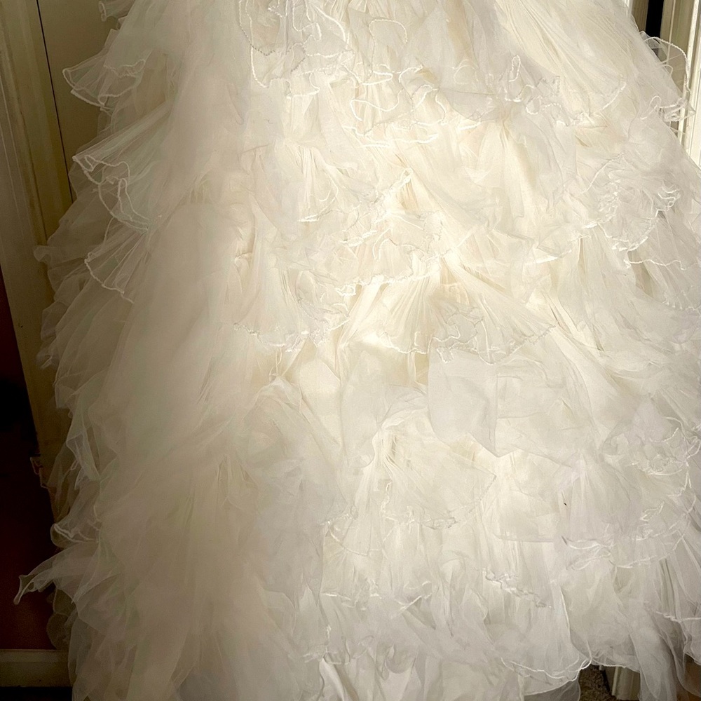 Gorgeous, Statement Dress! Absolutely Beautiful,O… - image 3